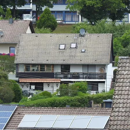 Apartment Fernblick über Den Dächern Von Neroth