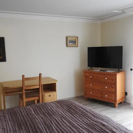 Apartment Fernblick über Den Dächern Von *