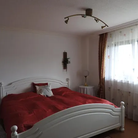 Apartment Fernblick über Den Dächern Von Neroth